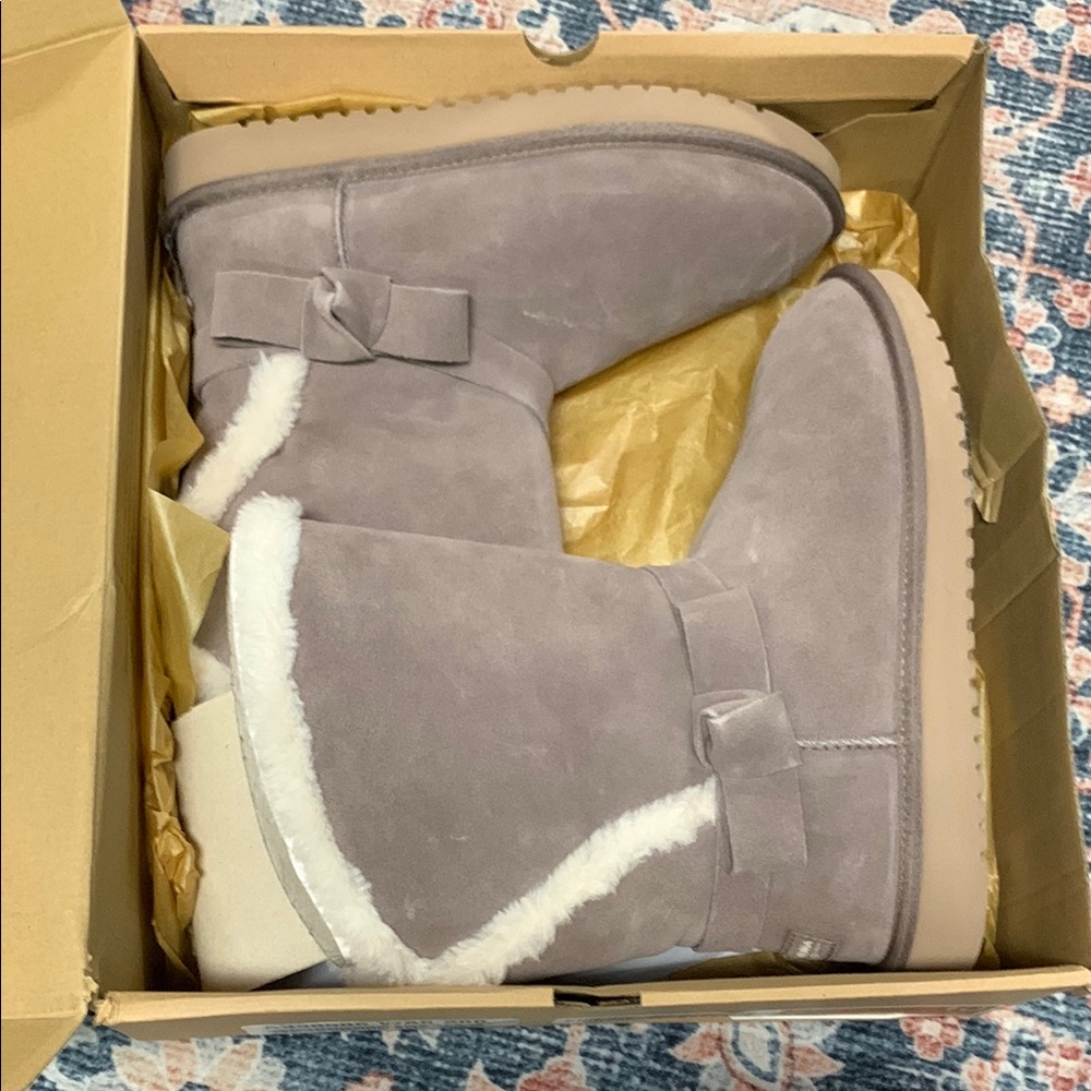 Koolaburra by Ugg W Arlena Short suede bow boots cinder new